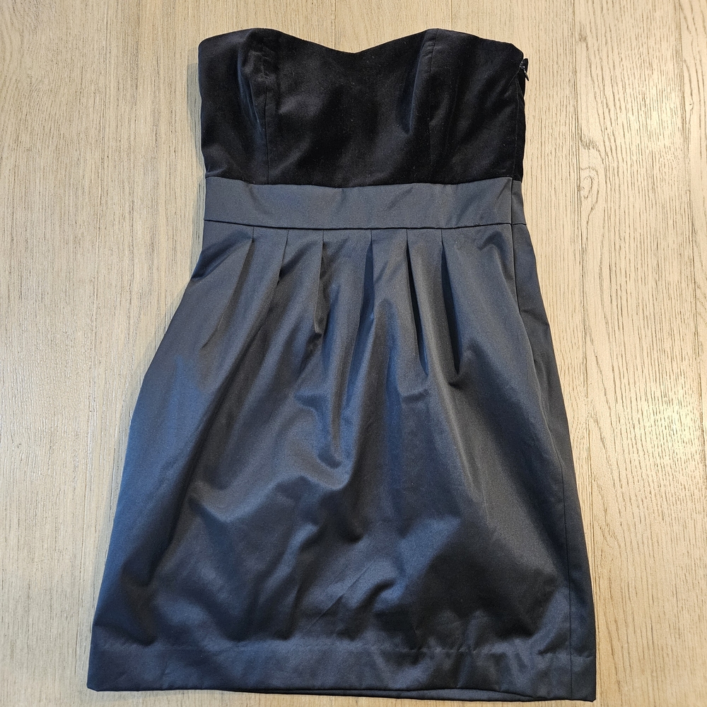 Banana Republic Black Strapless Dress Size 4